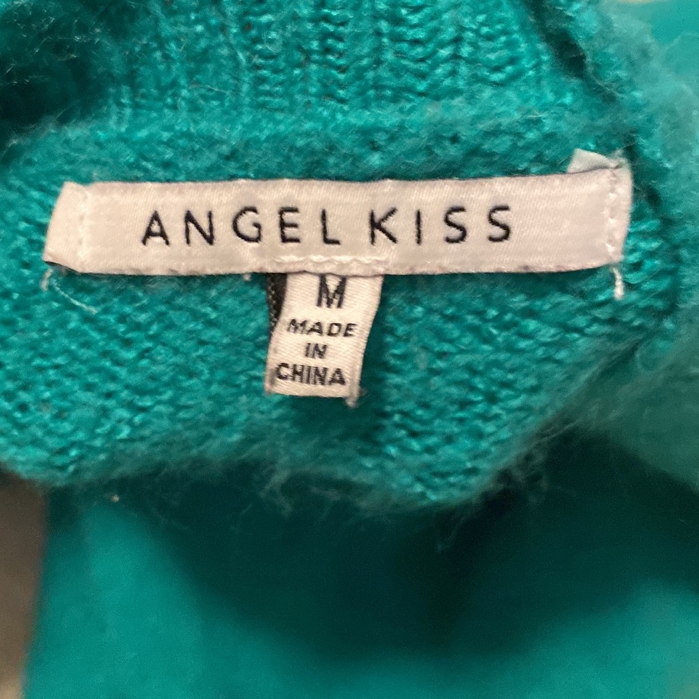 Sweater - Picture 2 of 3